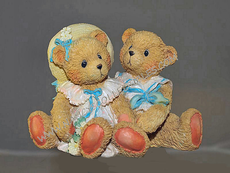 Cherished Teddies HEIDI  Sealed With a Kiss  Girl at Mailbox  4009181 