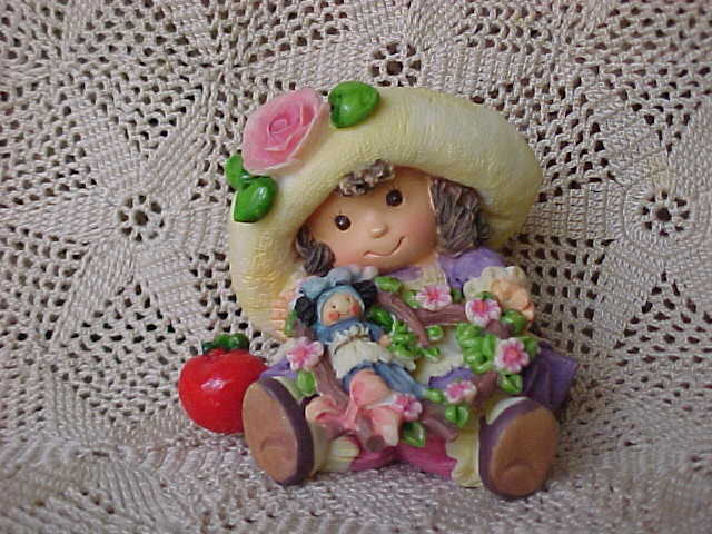 Enesco - Apple of His Eye - Blossoms of Love To You
